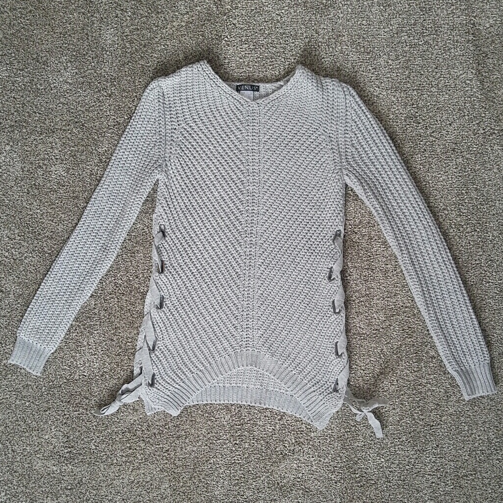 Gray side-tie sweater NWT